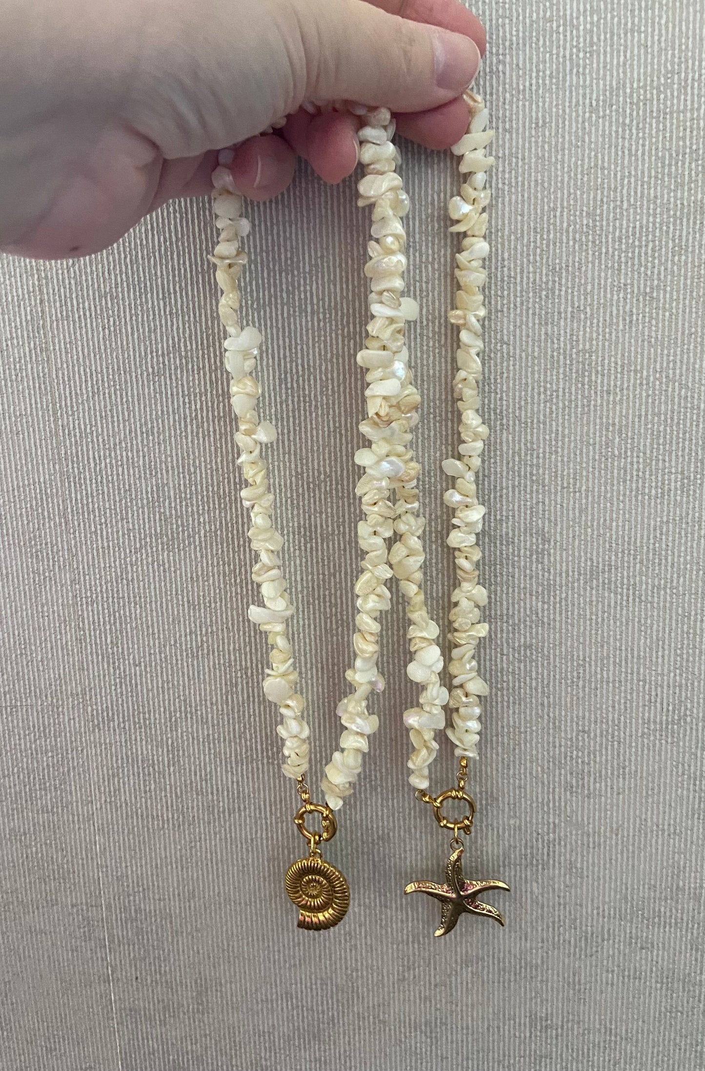 Ocean Pearl – Schelpketting met Zeebedel