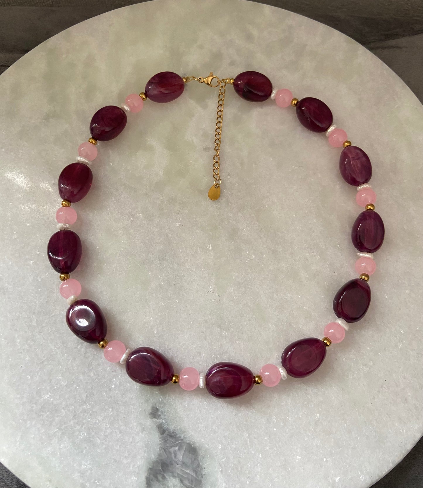 Bordeaux & Blush Kralenketting met Zoetwaterparels